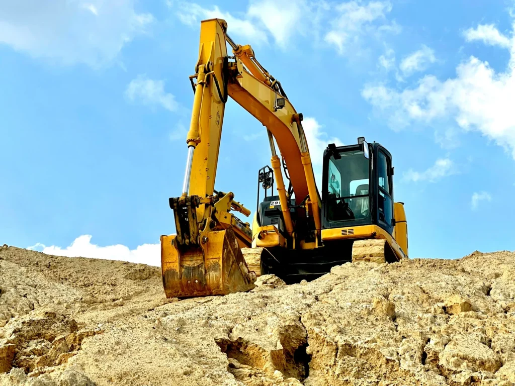 パワーショベルを正面から撮影した画像