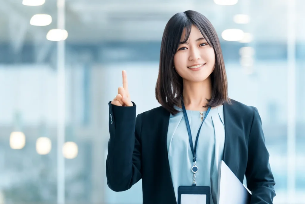 OLの女性がポイントを開設する様子